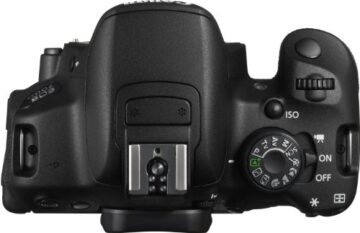 Canon EOS 700D SLR-Digitalkamera (18 Megapixel, 7,6 cm (3 Zoll) Touchscreen, Full HD, Live-View) nur Gehäuse - 3