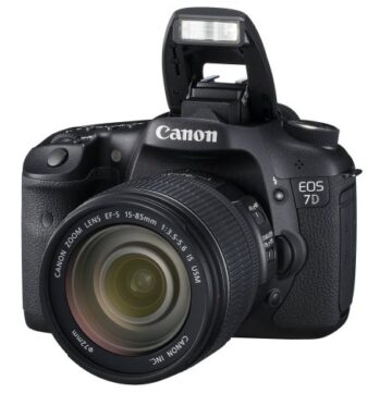 Canon EOS 7D SLR-Digitalkamera (18 Megapixel, 7,6 cm (3 Zoll) LCD-Display, LiveView, FullHD-Movie) inkl. EF-S 15-85mm IS USM LENS-KIT - 2