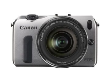 Canon EOS M kompakte Systemkamera (18 Megapixel, 7,6 cm (3 Zoll) Display, Full HD, Touch-Display) Kit inkl. EF-M 18-55mm 1:3,5-5,6 IS STM und Speedlite 90EX silber - 4