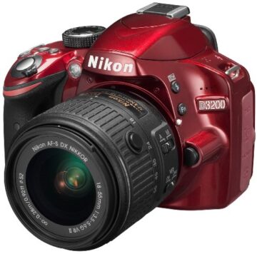 Nikon D3200 SLR-Digitalkamera (24 Megapixel, 7,4 cm (2,9 Zoll) Display, Live View, Full-HD) Kit inkl. AF-S DX 18-55 VR II Objektiv rot - 1