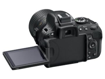 Nikon D5100 SLR-Digitalkamera (16 Megapixel, 7.5 cm (3 Zoll) schwenk- und drehbarer Monitor, Live-View, Full-HD-Videofunktion) Gehäuse - 4