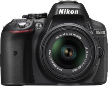 Nikon D5300 SLR-Digitalkamera (24,2 Megapixel, 8,1 cm (3,2 Zoll) LCD-Display, Full HD, HDMI, WiFi, GPS, AF-System mit 39 Messfeldern) Kit inkl. AF-S DX 18-55 VR II Objektiv schwarz - 6