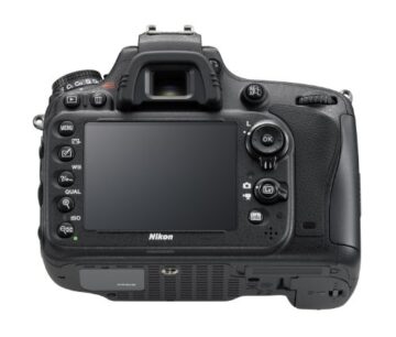 Nikon D610 SLR-Digitalkamera (24,3 Megapixel, 8,1 cm (3,2 Zoll) Display, Full HD, AF-System mit 39 Messfeldern) nur Gehäuse schwarz - 2