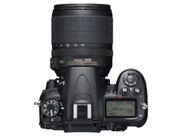 Nikon D7000 SLR-Digitalkamera (16 Megapixel, 39 AF-Punkte, LiveView, Full-HD-Video) Kit inkl. AF-S DX 18-105 VR - 3