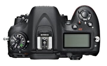 Nikon D7100 SLR-Digitalkamera (24 Megapixel, 8 cm (3,2 Zoll) TFT-Monitor, Full-HD-Video) nur Gehäuse schwarz - 2