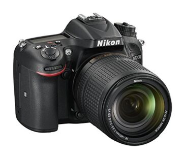 Nikon D7200 (24 Megapixel, 8 cm (3,2 Zoll) LCD-Display, Wi-Fi, NFC, Full-HD-Video) Kit inkl. AF-S DX Nikkor 18-140 mm 1:3,5-5,6G ED VR Objektiv - 2