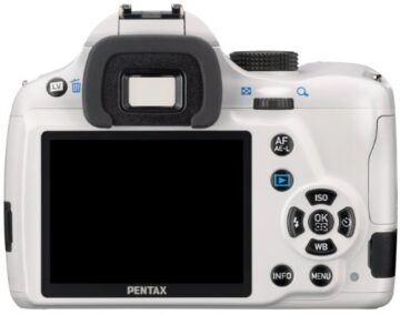 Pentax K 50 SLR-Digitalkamera (16 Megapixel, APS-C CMOS Sensor, 1080p, Full HD, 7,6 cm (3 Zoll) Display, Bildstabilisator) weiß (nur Gehäuse) - 2