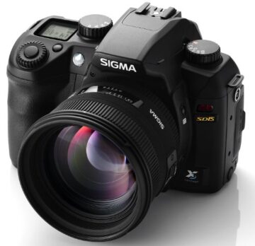 Sigma SD15 SLR-Digitalkamera (14 Megapixel, 7,6 cm Display, SD Kartenslots) schwarz - 4