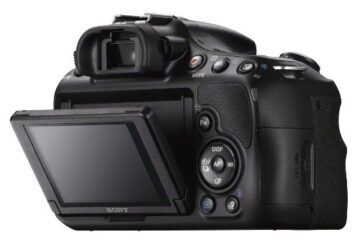 Sony SLT-A58Y SLR-Digitalkamera (20,1 Megapixel, 6,7 cm (2,7 Zoll) LCD-Display, APS HD CMOS-Sensor, HDMI, USB 2.0)  inkl. SAL 18-55mm & SAL 55-200mm Objektiv schwarz - 9